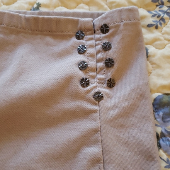 Ruby Rd. Capris - Picture 4 of 5